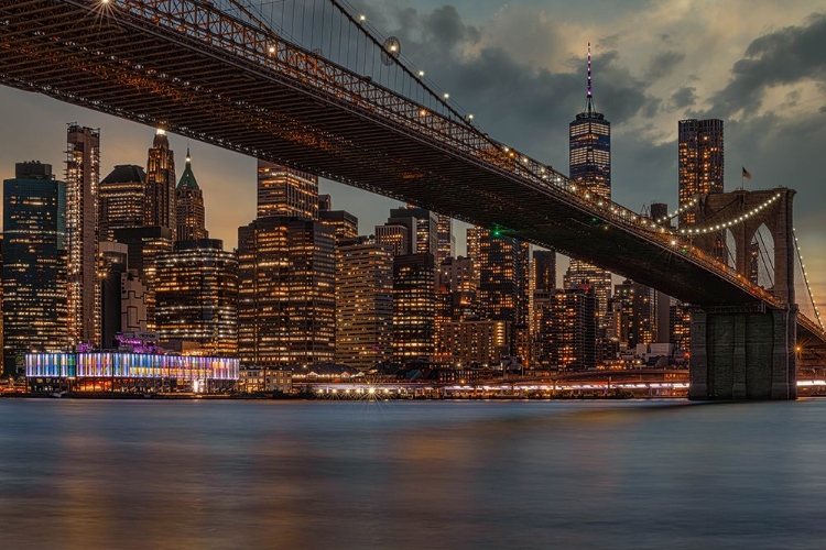 Picture of BROOKLYN BRIDGE AND MANHATTAN SKYLINE