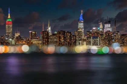Picture of MID-MANHATTAN SKYLINE AT TWILIGHT