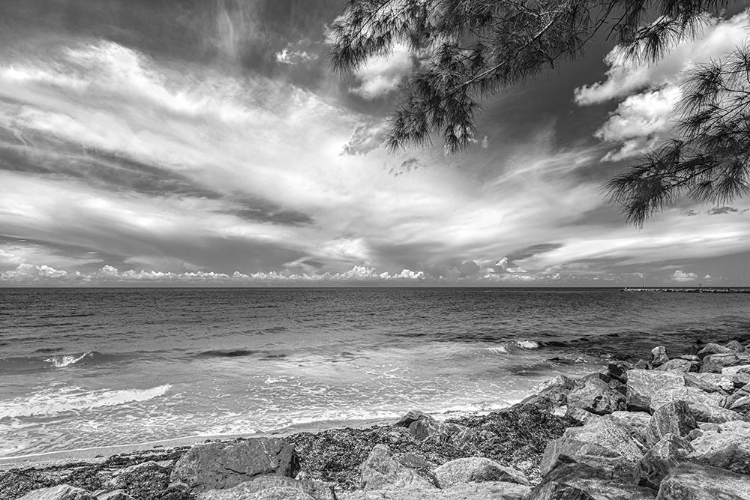 Picture of CLOUDSCAPE OVER GULF OF MEXICO II