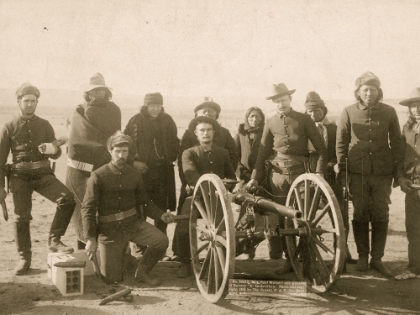 Picture of GUNNERS OF BATTERY E 1ST ARTILLERY